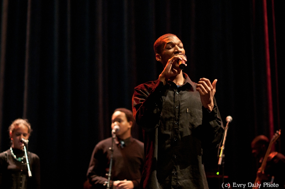 Evry Daily Photo - Telethon Evry 2010 - Concert Evry University Gospel - large - 5244037142.jpg